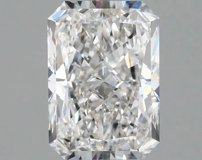 1.53ct Radiant Lab Grown Diamond (Colour F, Clarity VVS2, IGI Certified)