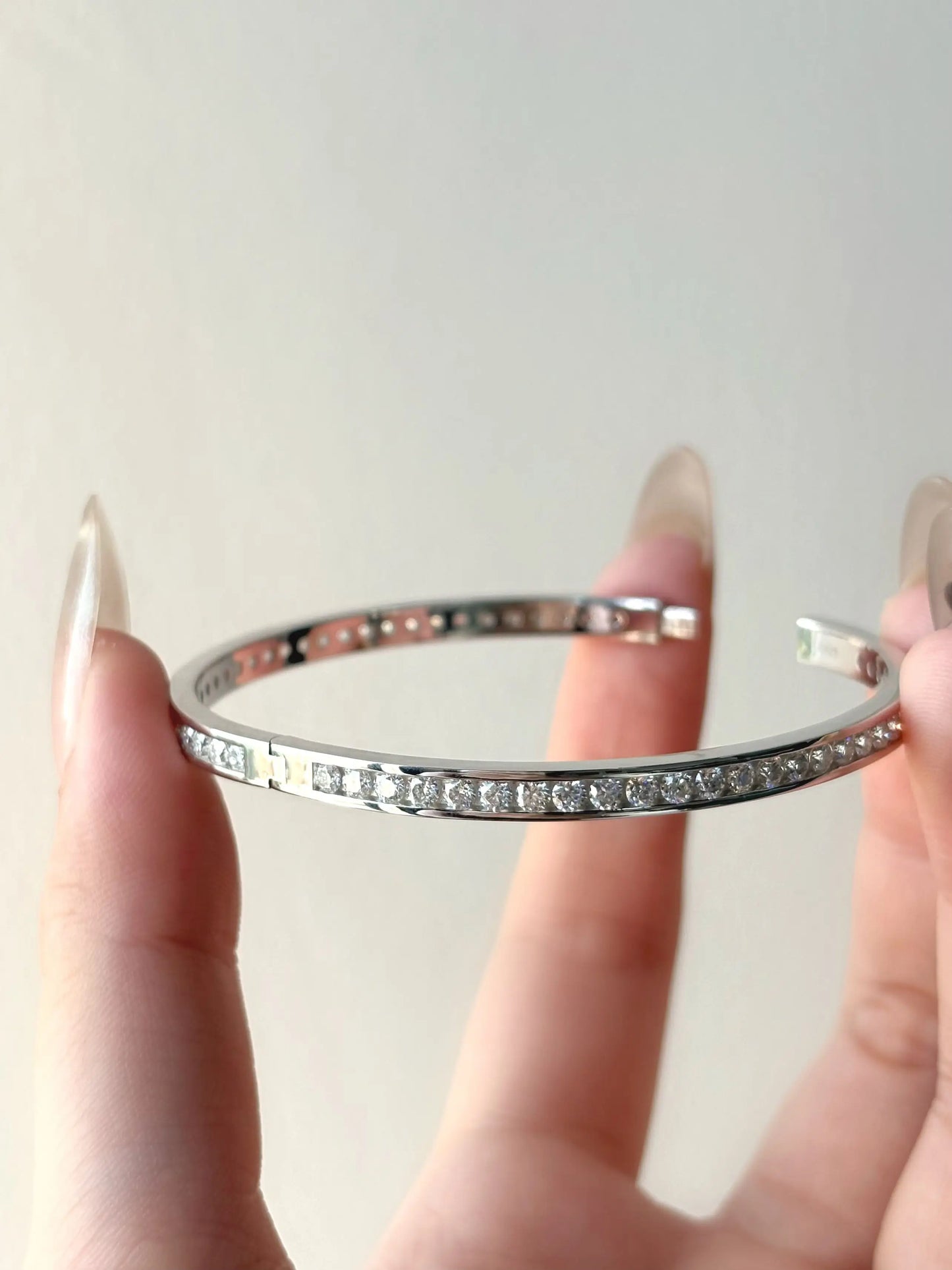 2.5mm All Moissanite Bangles Real S925 Stering Silver Spring Buckle Bracelets for Women Wedding Party Fine Jewelry Gift