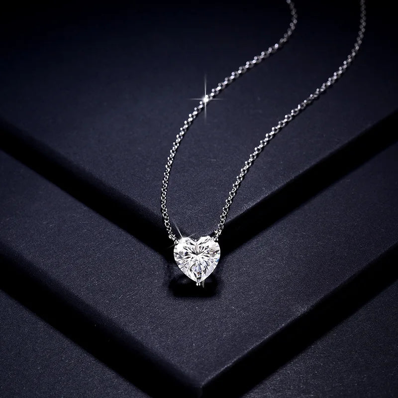 GRA Certificate 2/4 Carat Heart Shape Moissanite Necklace for Women Solitaire Heart Cut Pendant 925 Sterling Silver Neck Chain