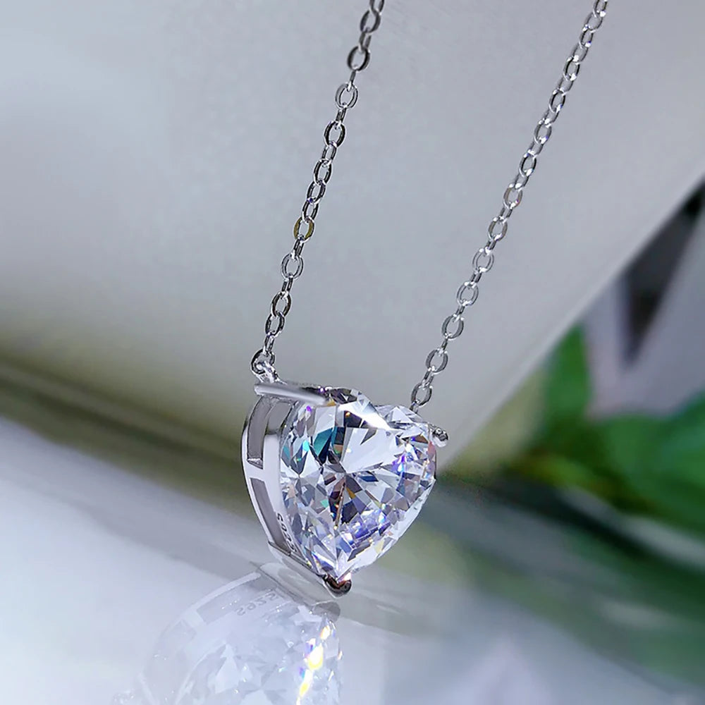 GRA Certificate 2/4 Carat Heart Shape Moissanite Necklace for Women Solitaire Heart Cut Pendant 925 Sterling Silver Neck Chain